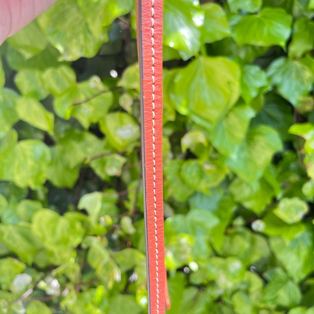 Dooney & Bourke Black Pebbled Leather Zipper Clutch Crossbody Bag Red Interior - Picture 15 of 16